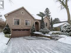 48 HEMFORD CRESCENT Toronto Ontario, M3B 2S5