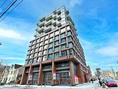 402 - 2 AUGUSTA AVENUE Toronto Ontario, M5V 0T3