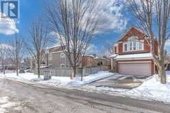 4 FUTURA AVENUE | Richmond Hill Ontario | Slide Image One