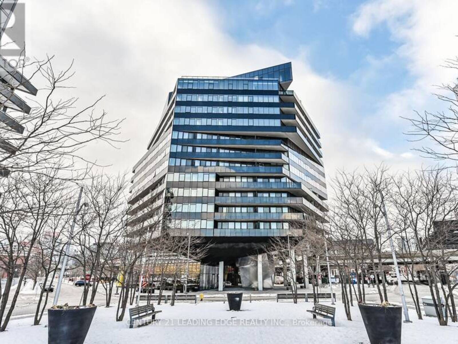 610 - 21 LAWREN HARRIS SQUARE, Toronto, Ontario M5A 0T4