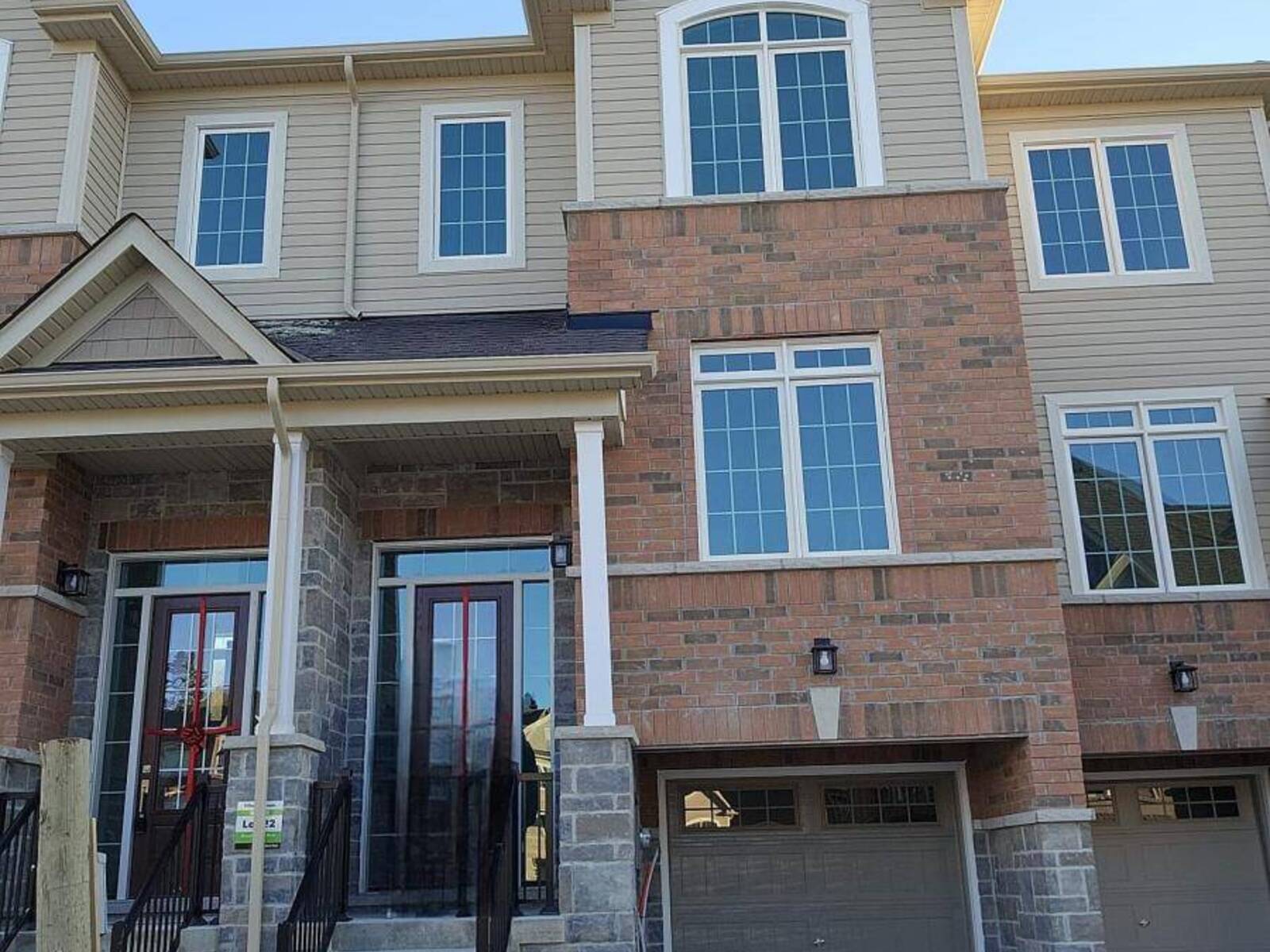 86 LYALL STOKES CIRCLE, East Gwillimbury, Ontario L0G 1M0