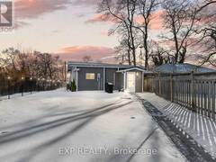 33 DOVER STREET Dunnville Ontario, N1A 2W6