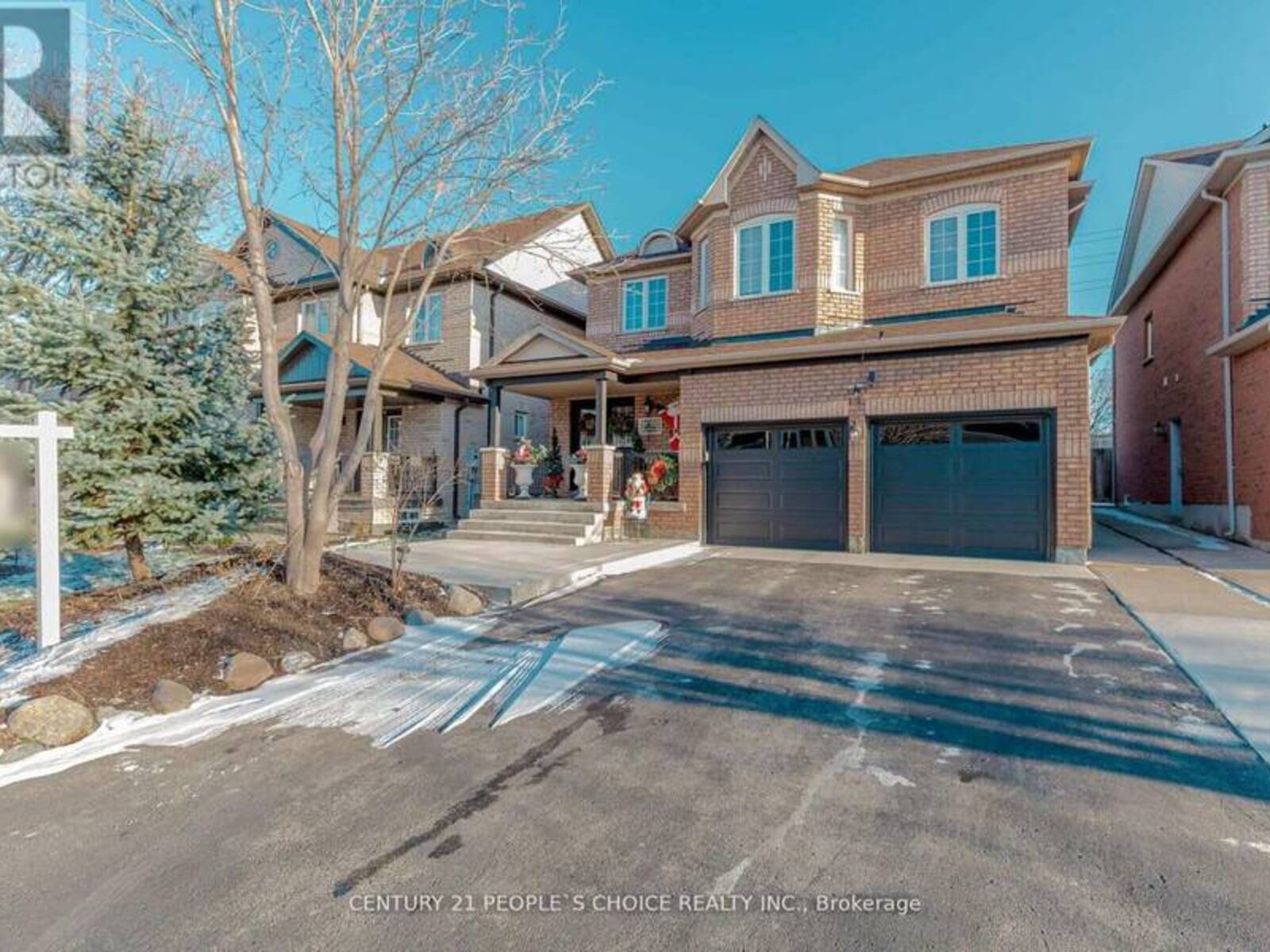 14 MASTERS GREEN CRESCENT, Brampton, Ontario L7A 3K2