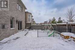 195 EMMA BROADBENT COURT | Newmarket Ontario | Slide Image Thirty-seven