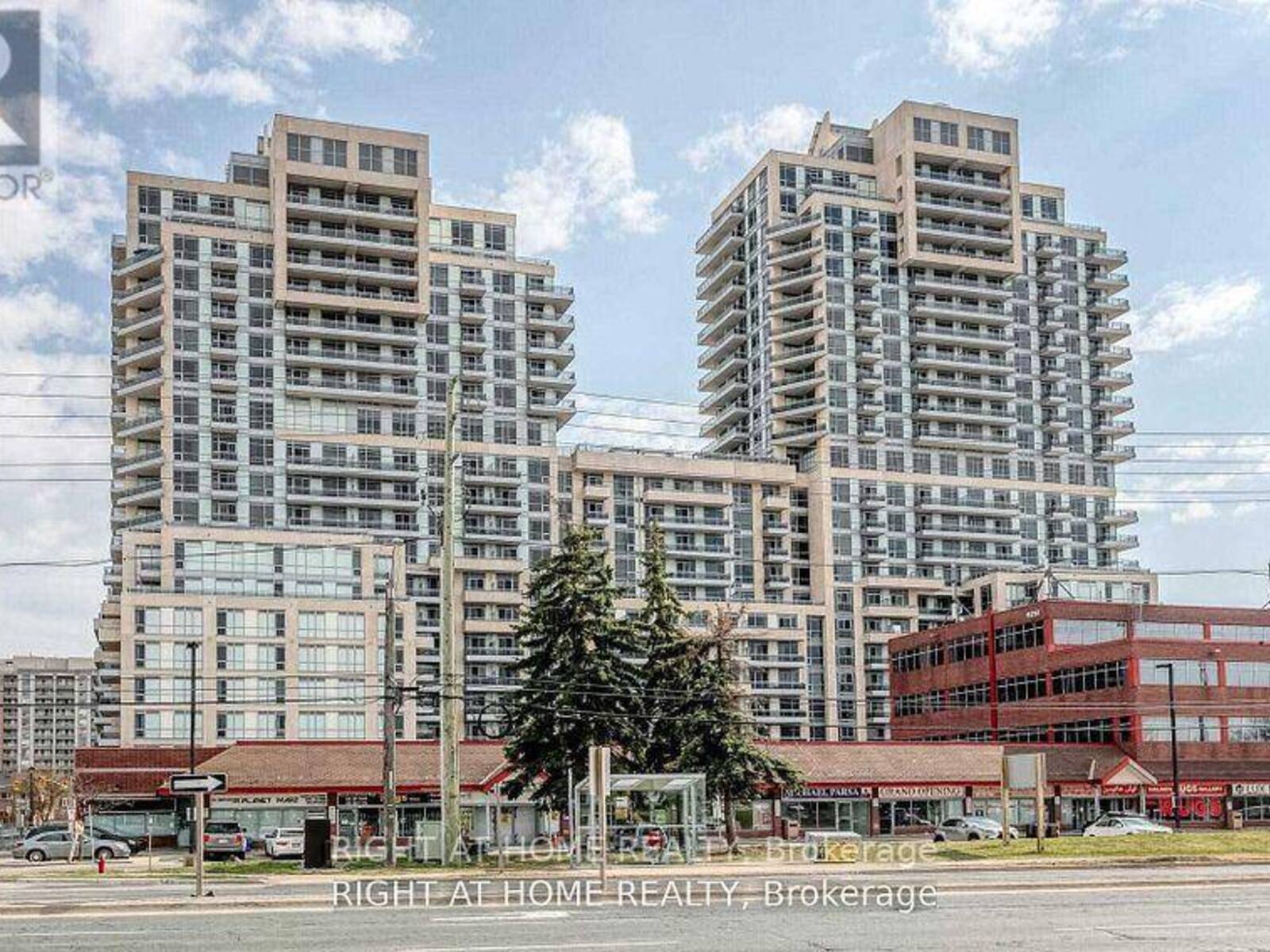 517 - 9199 YONGE STREET E, Richmond Hill, Ontario L4C 1H7