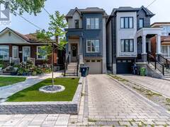 109B ROBINSON AVENUE Toronto Ontario, M1L 3T2