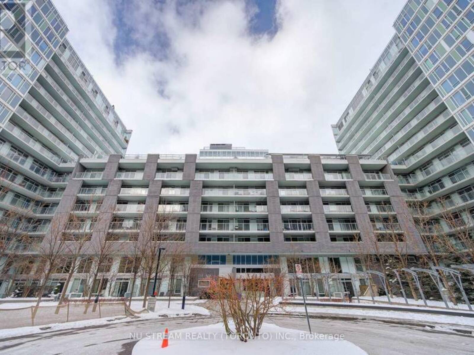 E810 - 555 WILSON AVENUE, Toronto, Ontario M3H 0C5