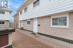 25 - 427 MOODIE DRIVE | Bells Corners Ontario | Slide Image Four