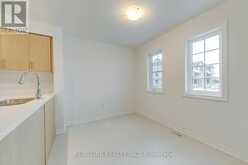 25A - 85 MULLIN DRIVE | Guelph Ontario | Slide Image Twelve