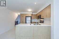 25A - 85 MULLIN DRIVE | Guelph Ontario | Slide Image Six