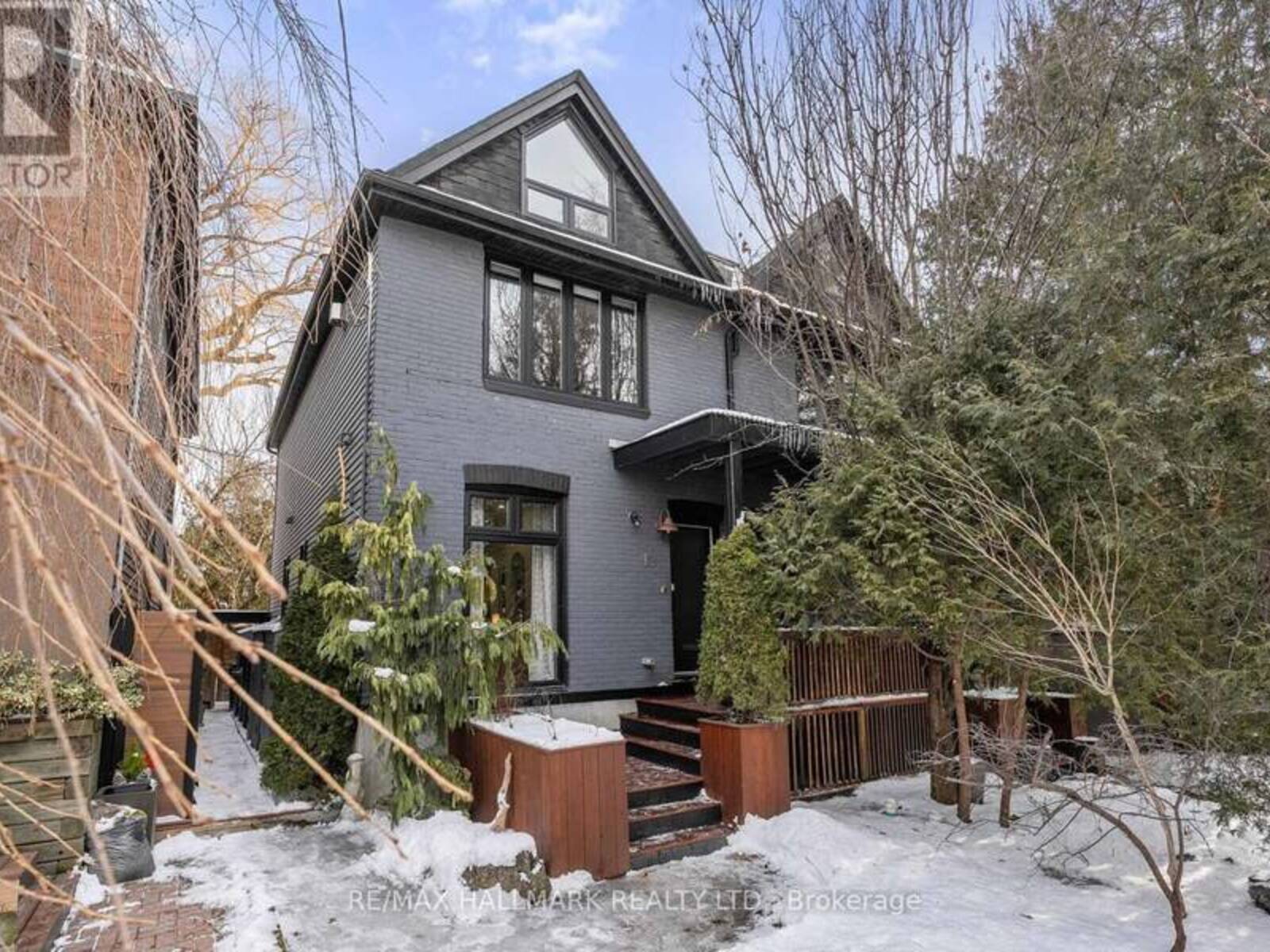 13 WOODFIELD ROAD, Toronto, Ontario M4L 2W4