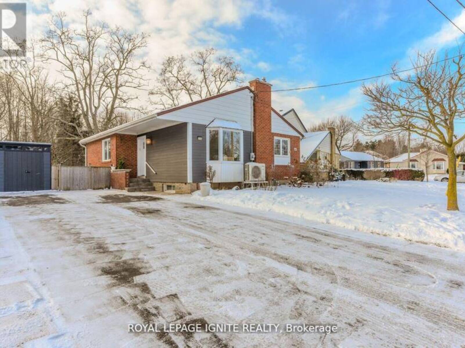 208 RIVERPLACE CRESCENT, Milton, Ontario L9T 1W5