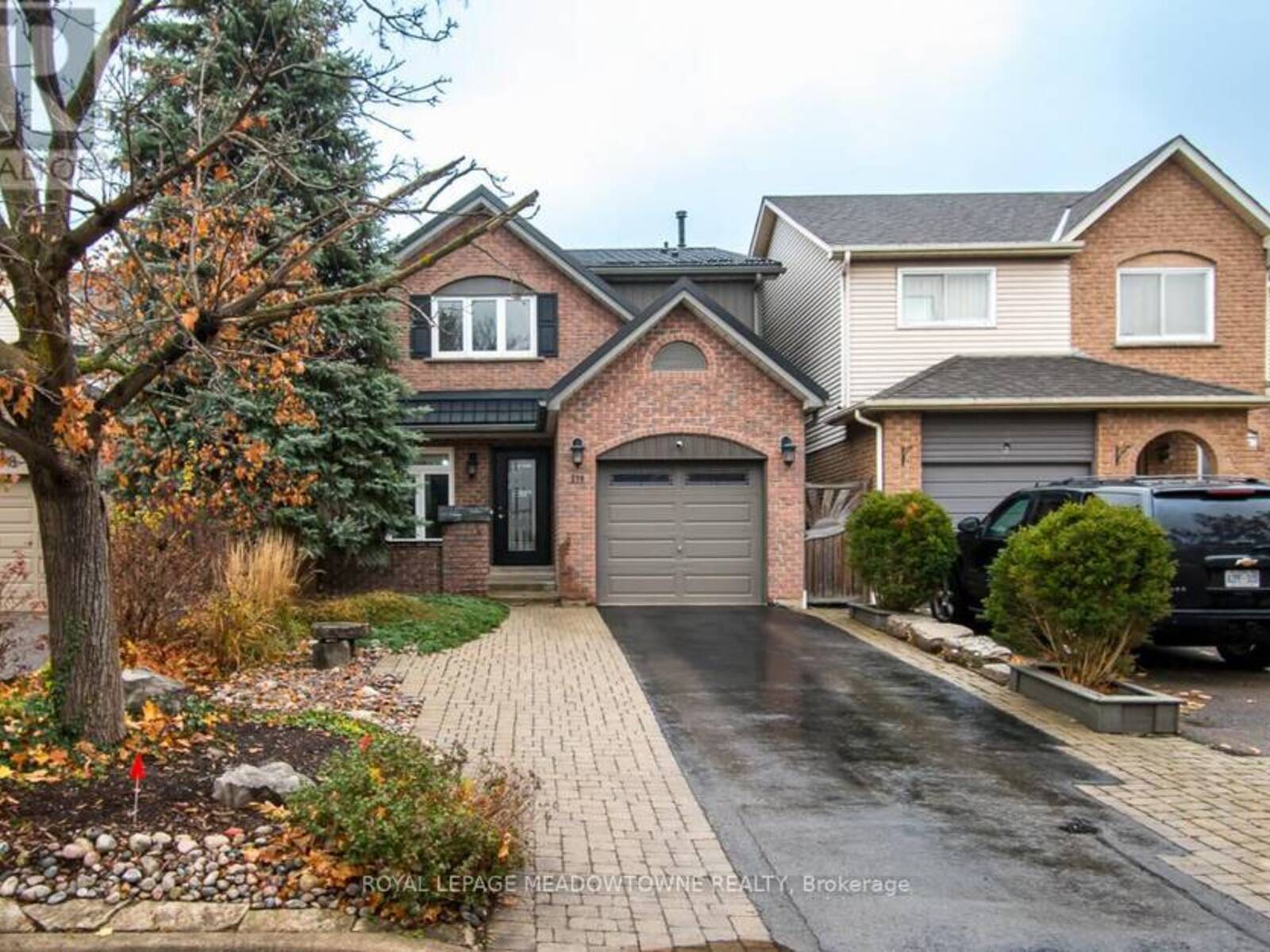 214 HARVEST DRIVE, Milton, Ontario L9T 4T3