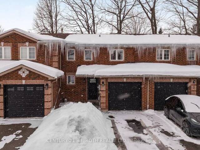 2 - 38 KENWELL CRESCENT Barrie Ontario, L4N 0Z6 - 4 Bedrooms Home For Sale