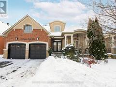 10 SUNRISE RIDGE TRAIL Whitchurch-Stouffville Ontario, L4A 0C9