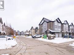 22 - 12 POPLAR DRIVE Cambridge Ontario, N3C 0G4