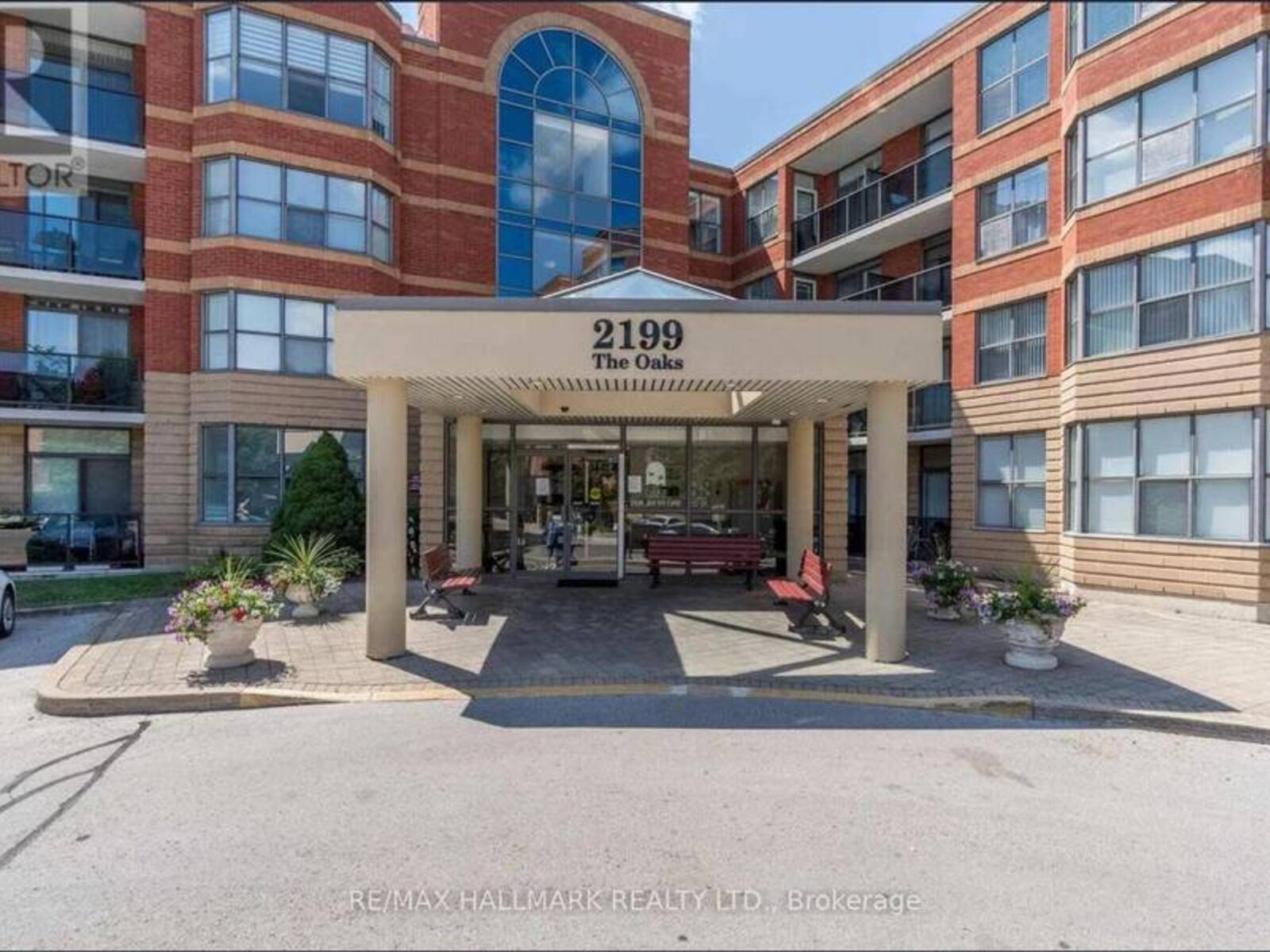 411 - 2199 SIXTH LINE, Oakville, Ontario L6H 5V3