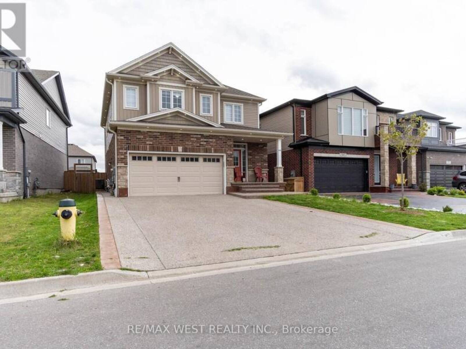 313 FREURE DRIVE, Cambridge, Ontario N1S 0B5