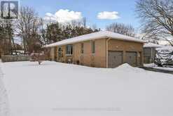 64 KILPATRICK DRIVE | East Gwillimbury Ontario | Slide Image One