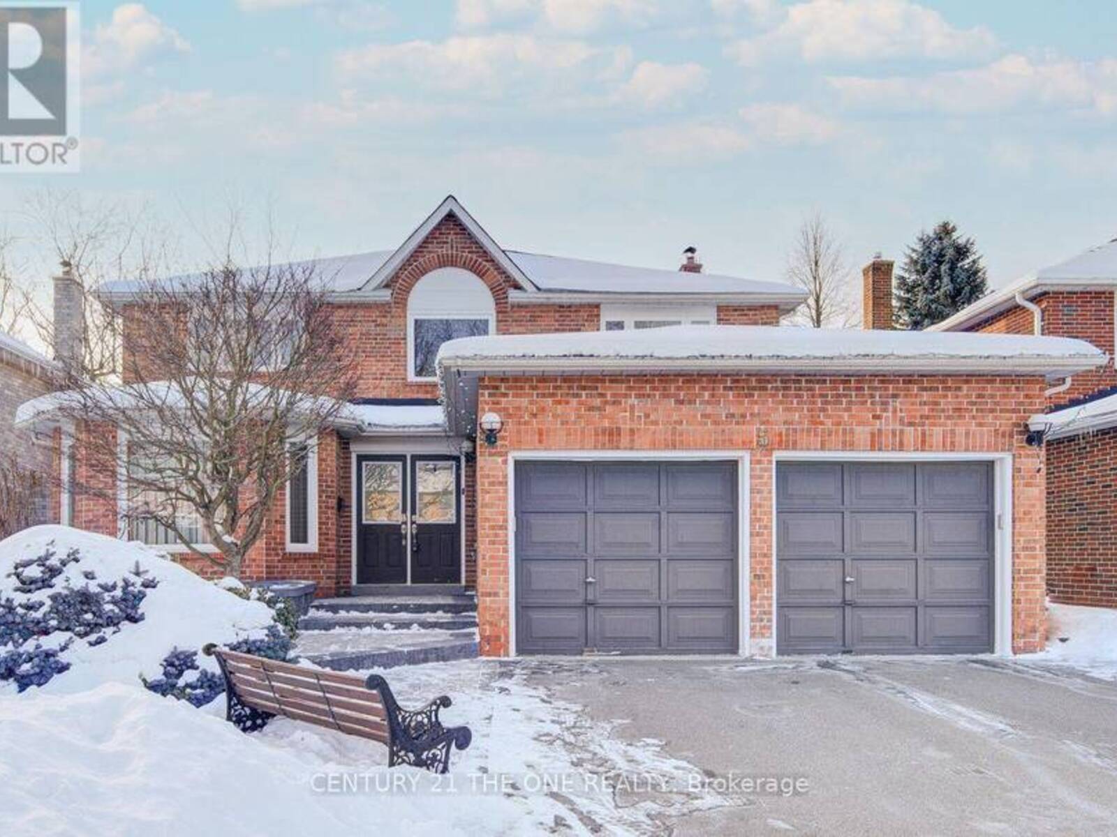 5 STAVE CRESCENT, Richmond Hill, Ontario L4C 9K4