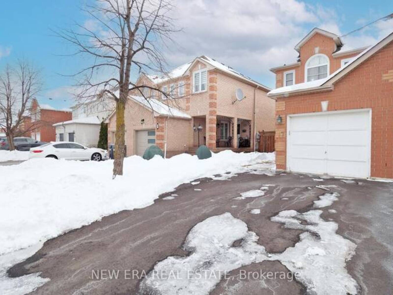 17 CARUSO DRIVE, Brampton, Ontario L6Y 5B1