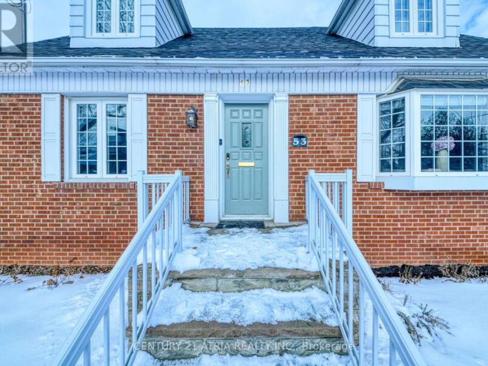 53 CRAIGMORE CRESCENT, Toronto, Ontario M2N 2Y6