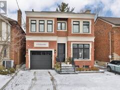 30 PARKHURST BOULEVARD Toronto Ontario, M4G 2C6