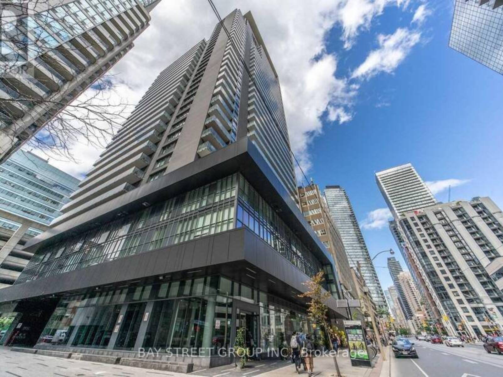 2605 - 770 BAY STREET, Toronto, Ontario M5G 0A6