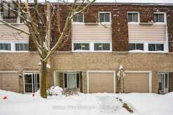 73 - 653 VILLAGE PARKWAY | Markham Ontario | Slide Image One