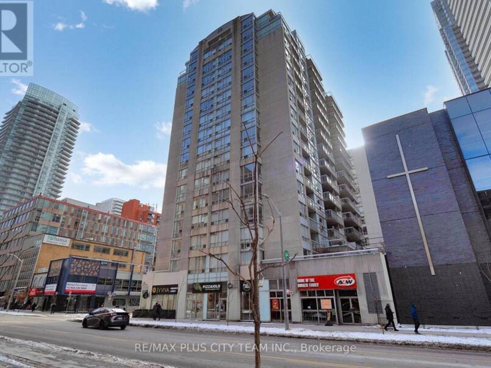 205 - 43 EGLINTON AVENUE E, Toronto, Ontario M4P 1A2