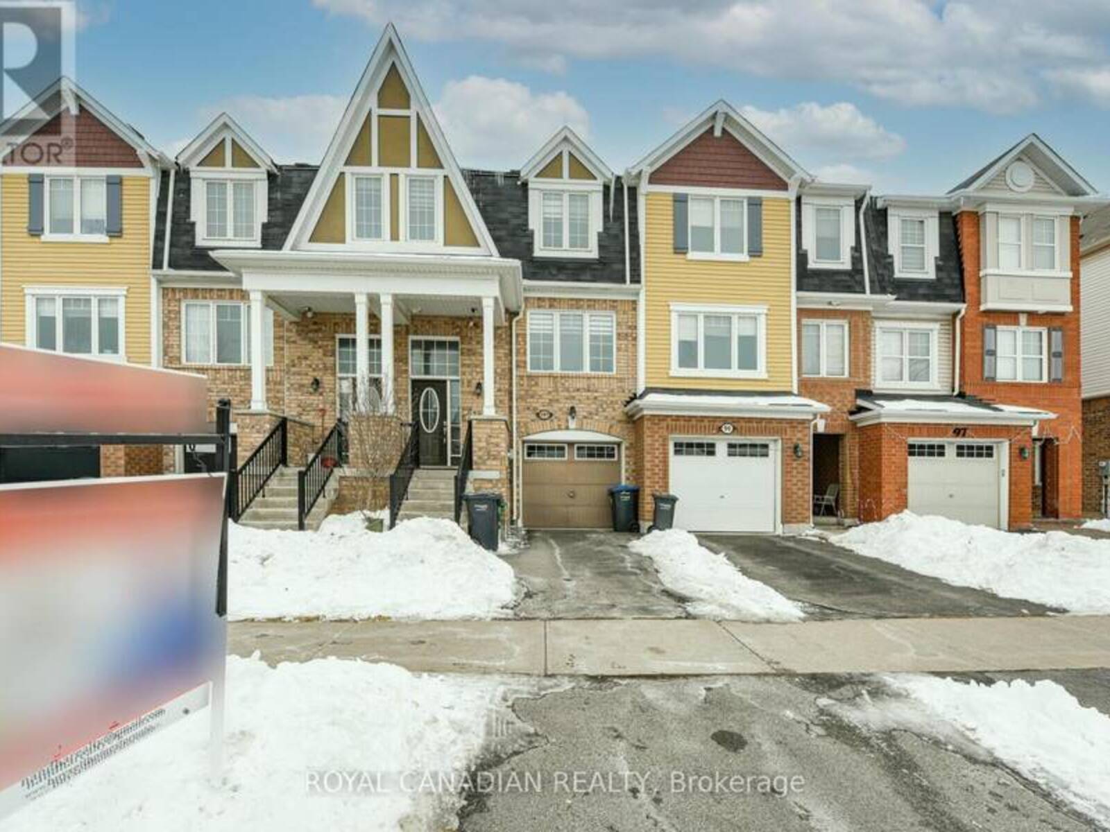 101 MCCLEAVE CRESCENT, Brampton, Ontario L6Y 4Y9