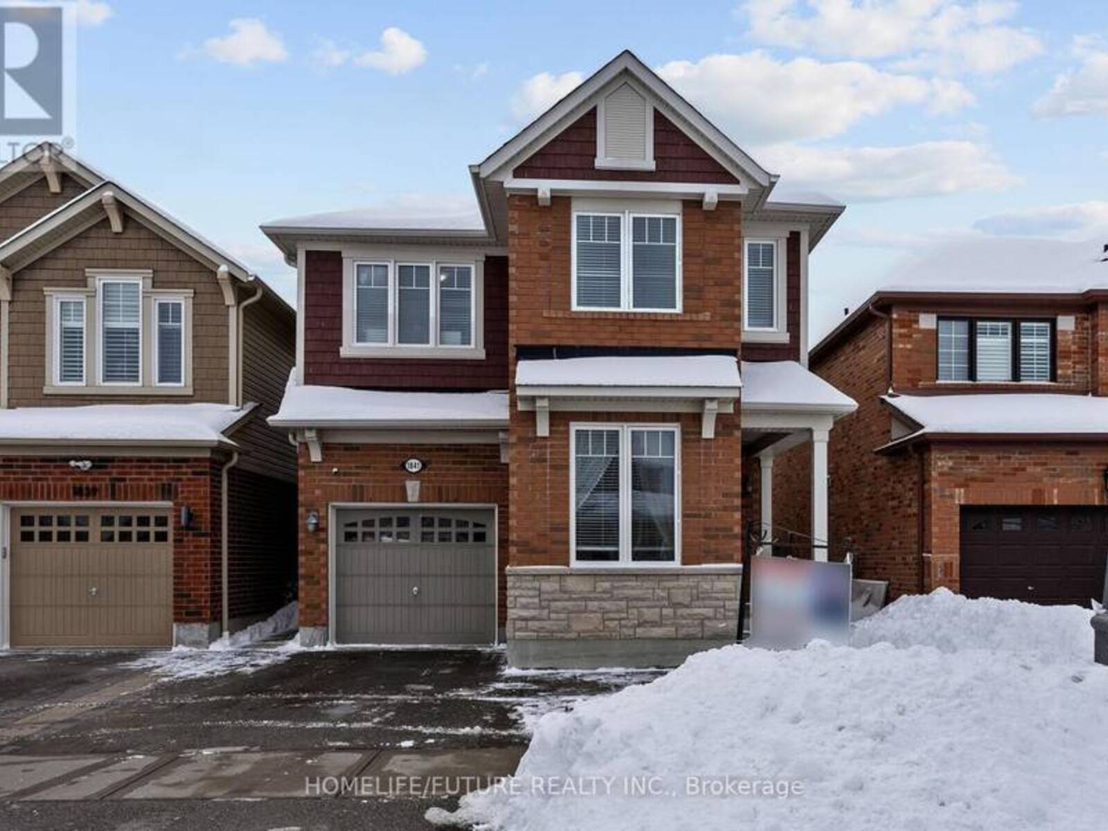 1841 PARKHURST CRESCENT, Pickering, Ontario L1X 0B1