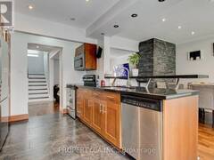 82 - 6780 FORMENTERA AVENUE Mississauga Ontario, L5N 2L1