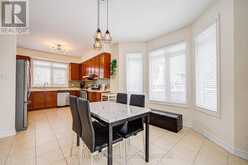 76 BOWKETT DRIVE | Richmond Hill Ontario | Slide Image Nine