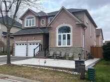 5 SANDCHERRY AVENUE | Markham Ontario | Slide Image Three