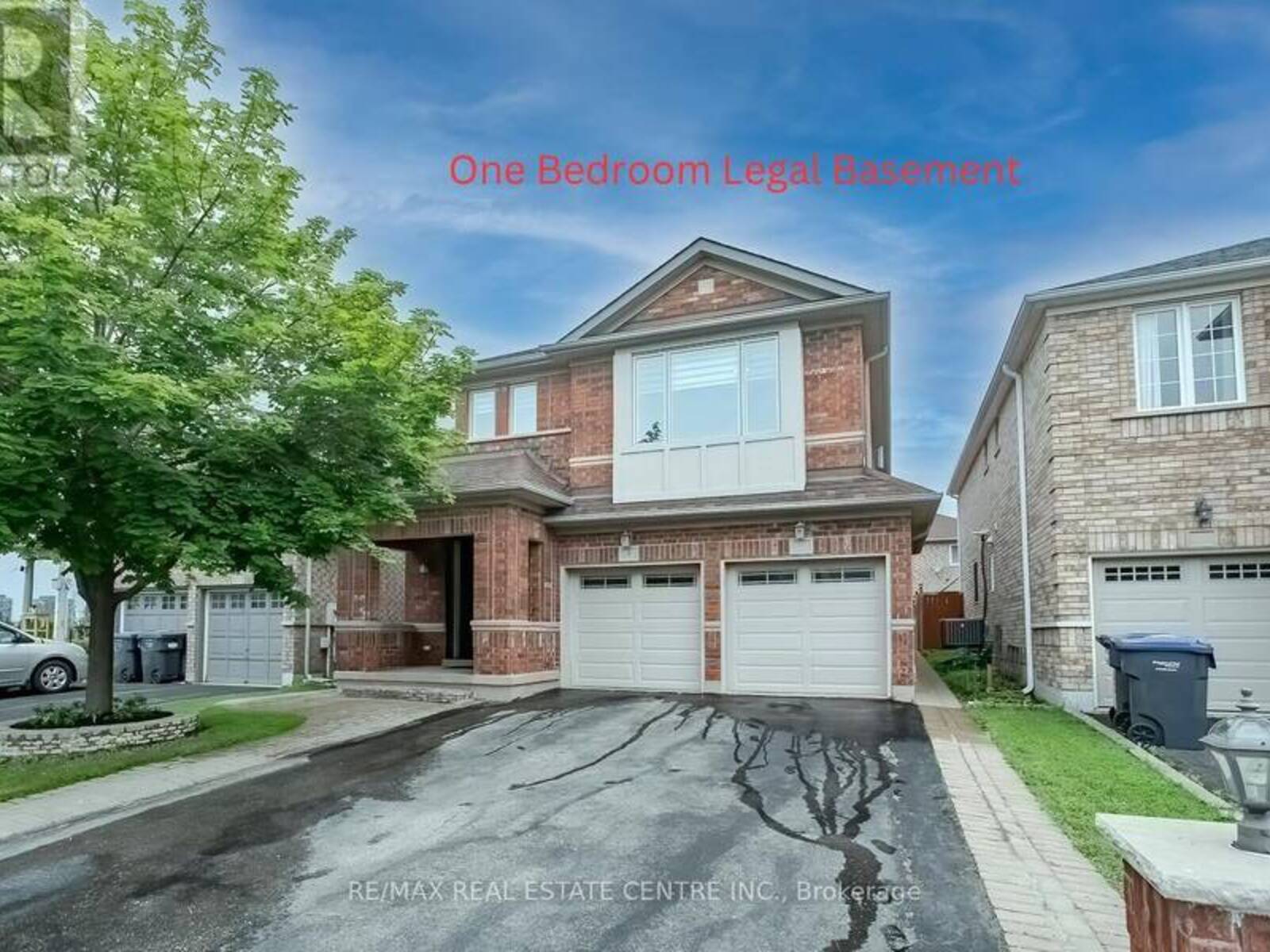 4 MCCRIMMON DRIVE, Brampton, Ontario L7A 2Z4