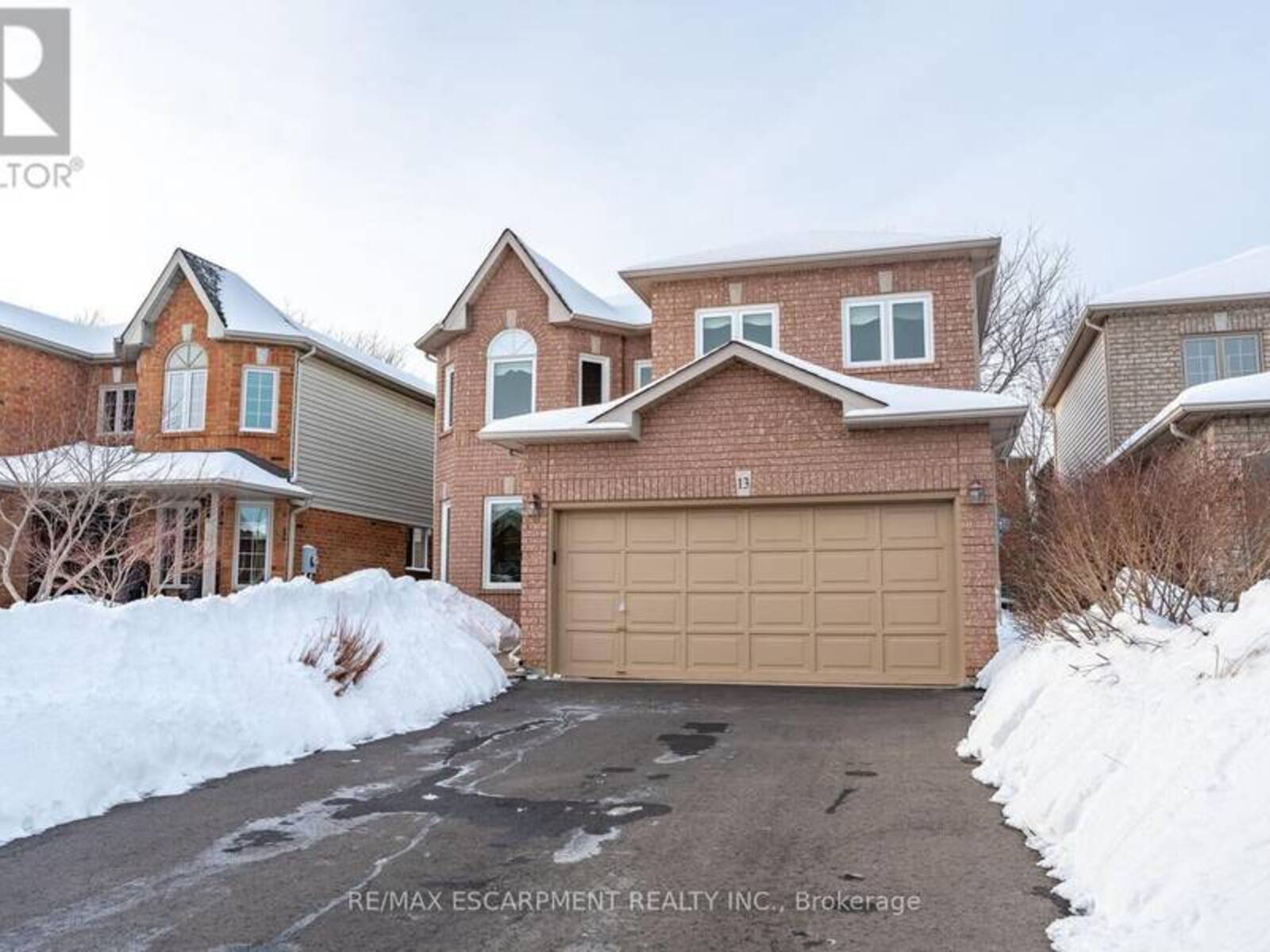 13 WATERWHEEL CRESCENT, Hamilton, Ontario L9H 7B6