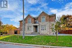 5 SAN ANTONIO COURT | Richmond Hill Ontario | Slide Image One