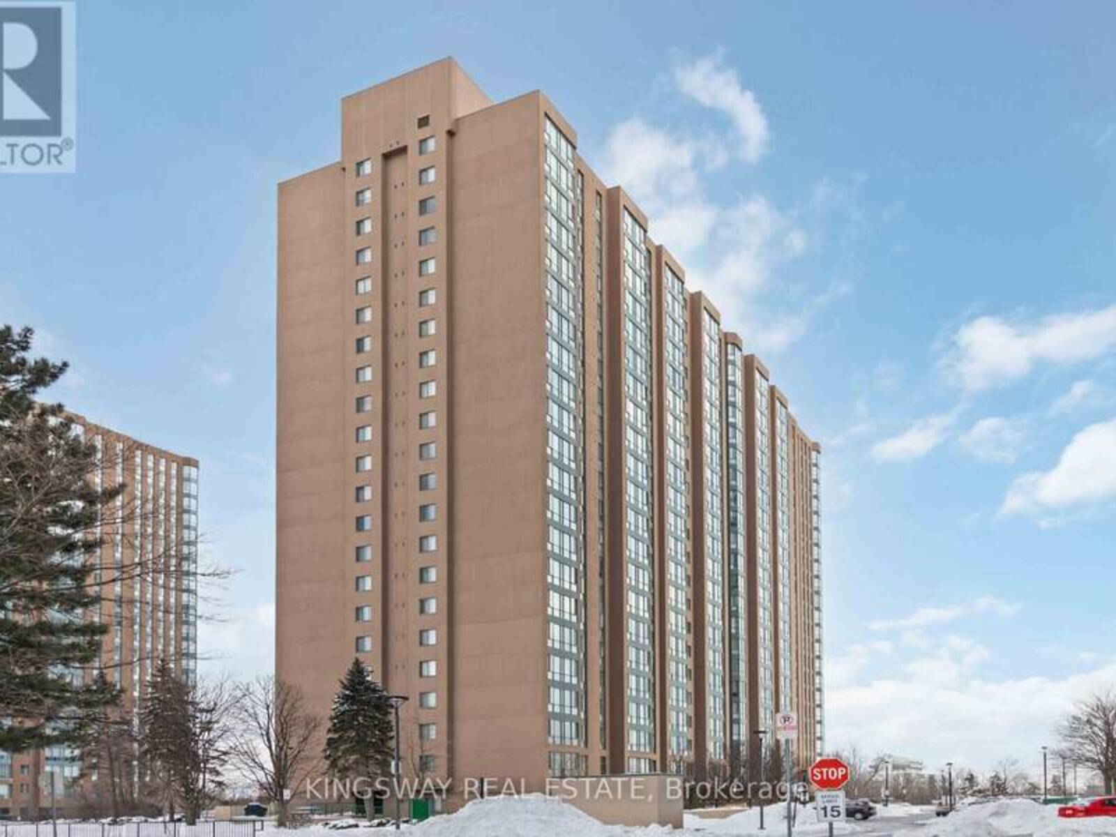 2207 - 145 HILLCREST AVENUE, Mississauga, Ontario L5B 3Z1