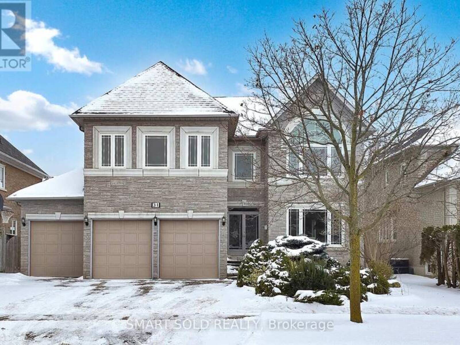 31 BLACK WALNUT CRESCENT, Richmond Hill, Ontario L4B 3S3