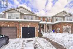 27 CRITTENDEN DRIVE | Georgina Ontario | Slide Image Three