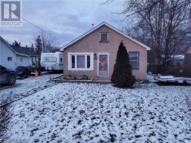 793 BARTON STREET Hamilton Ontario, L8E 5L8 - 3 Bedrooms Home For Sale