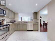 214 - 100 OBSERVATORY LANE | Richmond Hill Ontario | Slide Image Sixteen