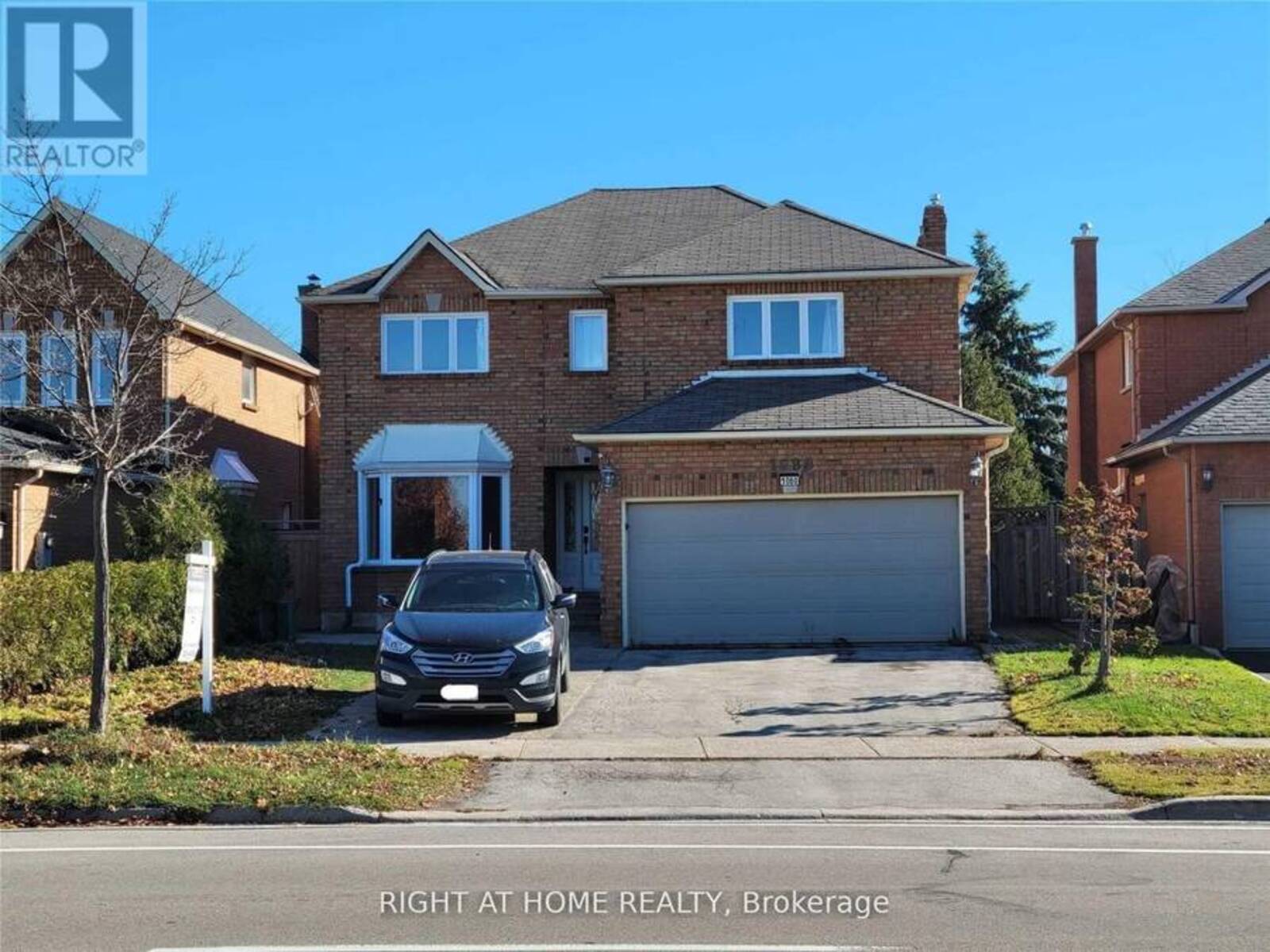 1080 GLENASHTON DRIVE, Oakville, Ontario L6H 4B9