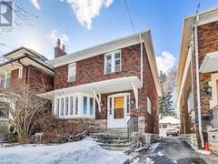 106 EASTBOURNE AVENUE Toronto Ontario, M5P 2G3