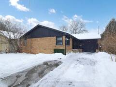 1007 EARL CRESCENT Burlington Ontario, L7T 3R1