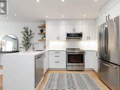 19 - 232 ST. GEORGE STREET Toronto Ontario, M5R 2N5