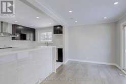 12 SHERWOOD FOREST DRIVE | Markham Ontario | Slide Image Ten