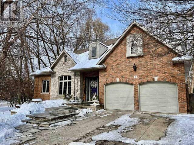 3 OLDOAKES PLACE Ancaster Ontario, L9G 4W9 - 5 Bedrooms Home For Sale