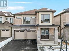 1223 PLYMOUTH DRIVE Oshawa Ontario, L1L 0T4